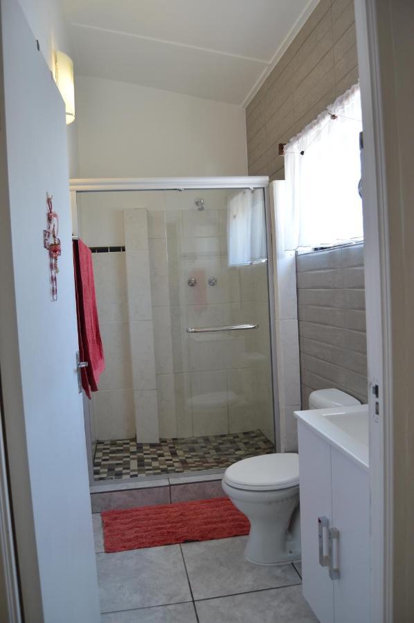 Villelodge Accommodation Luderitz Ngoại thất bức ảnh