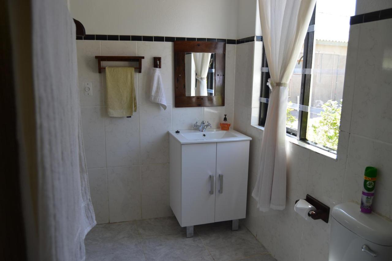 Villelodge Accommodation Luderitz Ngoại thất bức ảnh