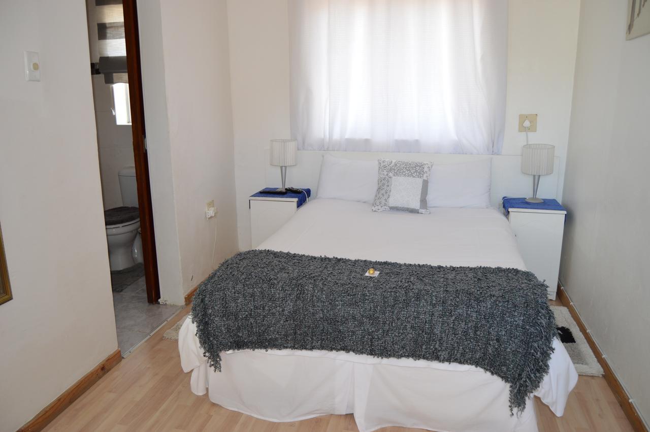 Villelodge Accommodation Luderitz Ngoại thất bức ảnh